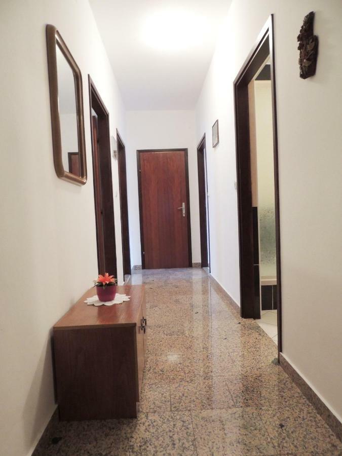 Apartments Jelena Pag Town Zewnętrze zdjęcie
