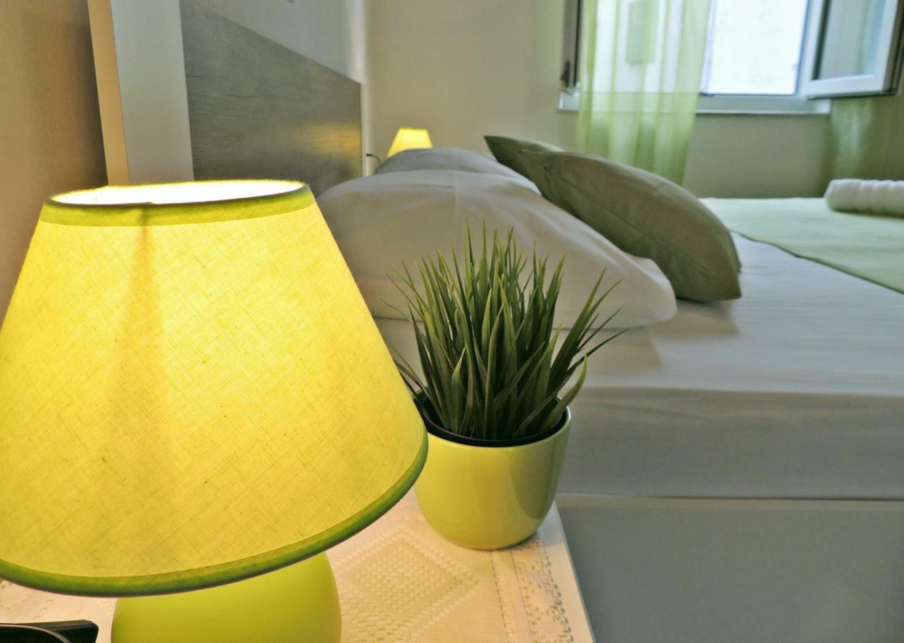 Apartments Jelena Pag Town Zewnętrze zdjęcie